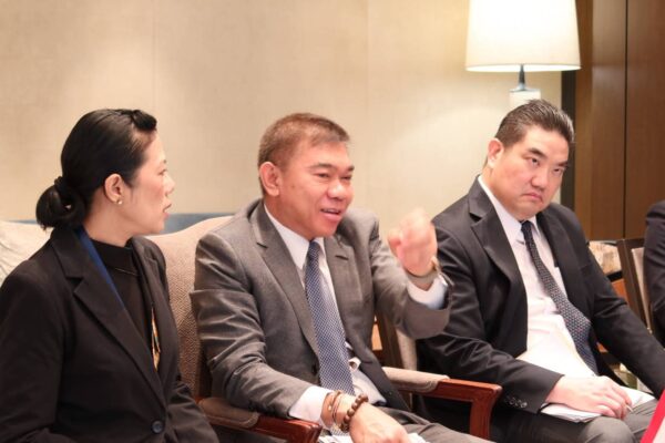 ไทย-จีน-เมียนมา จับมือยกระดับความร่วมมือสืบสวน ติดตามตัวผู้ต้องหา   มุ่งสกัดกั้นสารตั้งต้นและเคมีภัณฑ์ในพื้นที่รัฐฉานตอนเหนือ   พร้อมพัฒนาระบบการระบุและยืนยันตัวตนบุคคล (Biometrics)